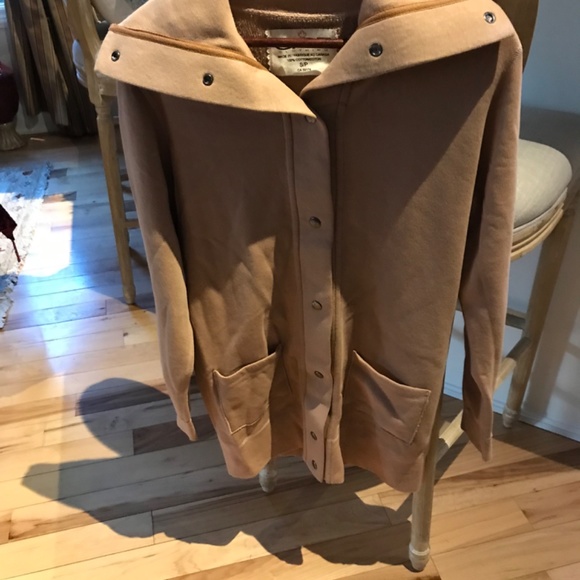 Top - Picture 6 of 6